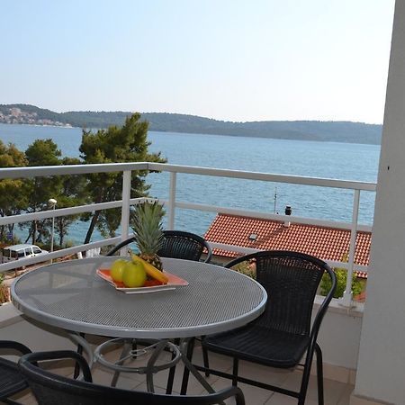 Apartment Gabi Trogir Room photo